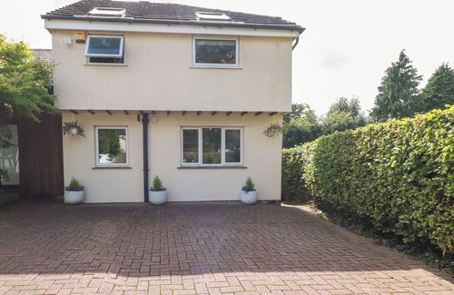 Burton Cabaña | Palm Court, BURTON-EN-KENDAL