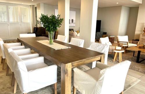 Ballito Apartamento | Palm Cove - 3 Ilanga, Simbithi Eco Estate - Infinity Pool with 180' Sea View, Min 7 Night stay