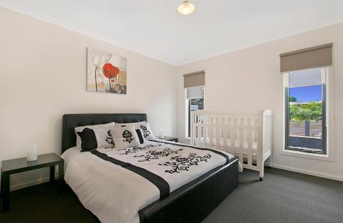 Dromana Casa | Palm Grove Beach House Dromana