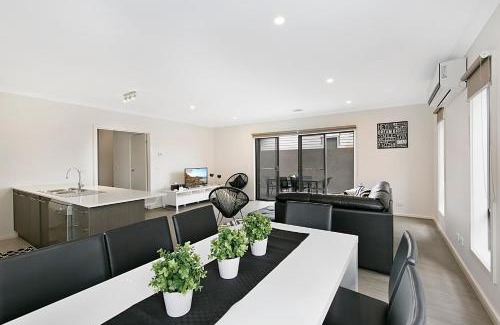 Dromana Casa | Palm Grove Beach House Dromana