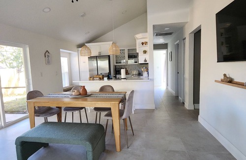 Lake St. George Casa | Palm Harbor Renovated 3-bedroom Hideaway!