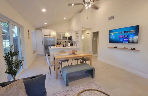 Lake St. George Casa | Palm Harbor Renovated 3-bedroom Hideaway!