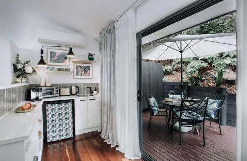 Terrigal Apartamento | Palm House - by Coast Hosting