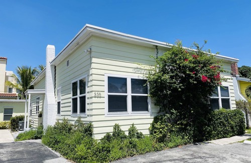 Southwest Apartamento | Palm Paradise Retreat; Minutes from Palm Beach