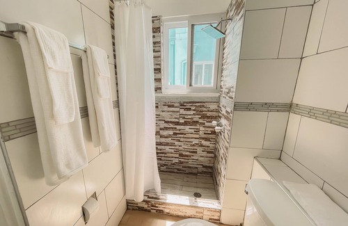 Orange Bay Casa | Palm Point - 2/2 Townhouse Steps from the Beach