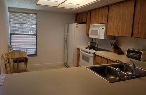Palm River Estates Condominio | Palm River Estates - Courtwood