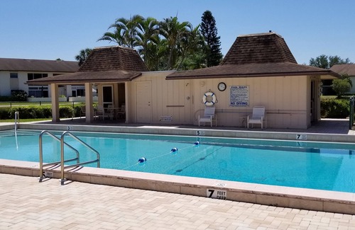 Palm River Estates Condominio | Palm River Estates - Courtwood