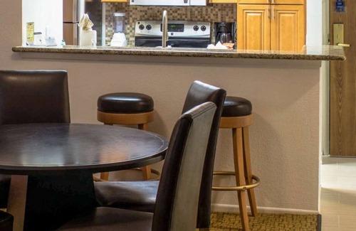 Lawrence Welk Resort Village Apartamento | Palm Springs Area LUXURY RESORT VILLA Pool/Spa