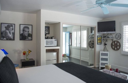 Uptown Design District Casa | Palm Springs Rendezvous