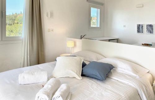Kilada Apartamento | Palm Suite Blue