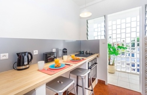 Saint-Denis Apartamento | Palmera - T1 bis renovado en el corazón de la Plaza Dorada de Saint-Denis
