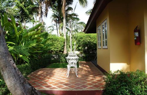 Rawai Complejo | Palm Village