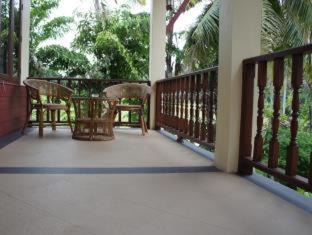 Rawai Complejo | Palm Village
