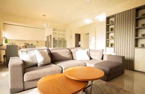 Kallikratia Apartamento | Palma Villa & Suite With Pool