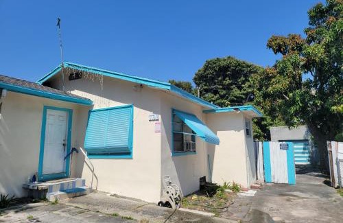 Poiciana Park II Casa | PalmBeachHousefrom69DaylyforPrsmin2PersPPartyP3rRoom