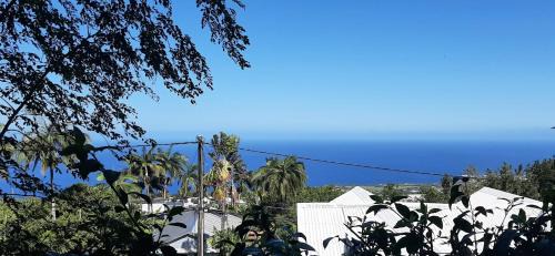 Montvert-les Bas Apartamento | Palmer F3 Vue panoramique sur la Mer et Jardin 1 à 4 personnes