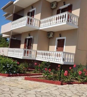 Agios Georgios Pagon Apartamento | Palmer House