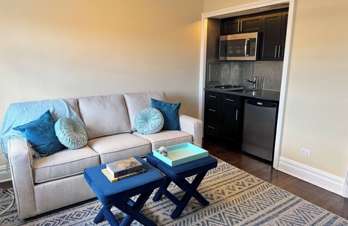 Princeton Apartamento | Palmer Square Studio in Downtown Princeton—Directly Across from University!