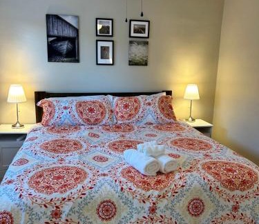 Roselawn Finance Casa | Palmetto 2 Bed Family House in Cincy near Hyde Park