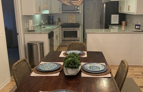 Edisto Island Casa | PALMETTO BOULEVARD, EASILY ACCOMMODATES 2 FAMILIES, STEPS FROM THE BEACH!