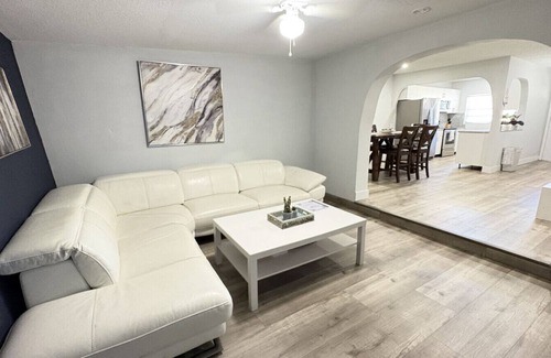 Coral Terrace Casa | Palmetto Palms Miami Home | Near Airport