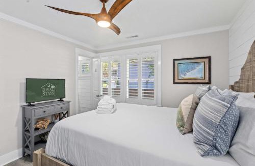 Isle of Palms Casa | Palms of Hart- 2 Blocks from Beach Dog Friendly