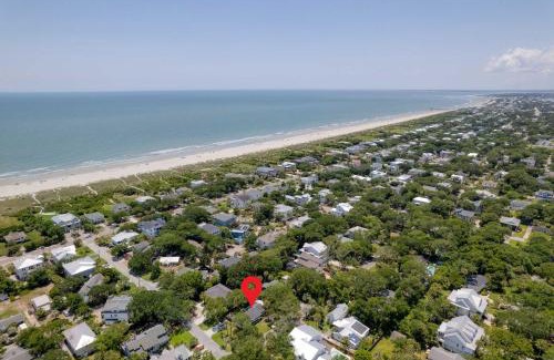 Isle of Palms Casa | Palms of Hart- 2 Blocks from Beach Dog Friendly