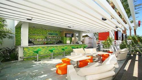 Las Vegas Apartamento | Palms Place Beautiful 51st Floor with Mountain Views