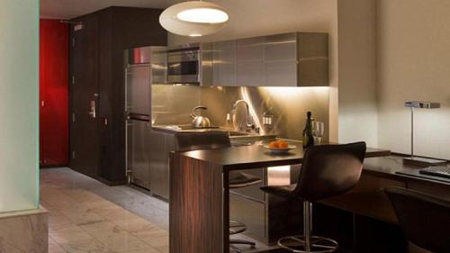 Las Vegas Apartamento | Palms Place Beautiful 51st Floor with Mountain Views