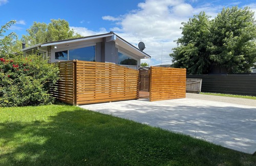 Palmerston North Casa | Palmy Hideaway - Dog Friendly
