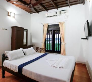Alappuzha Casa | Palmy Lake Resort