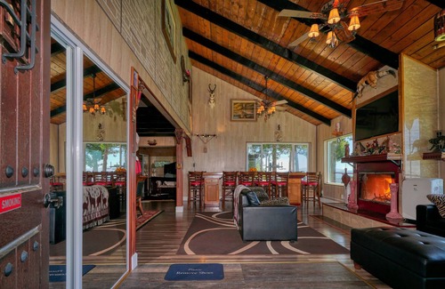 Pauma Valley Chalet De Esquí | Casa de lujo - Vistas espectaculares con salida del sol!Gran lugar para yoga y meditación!