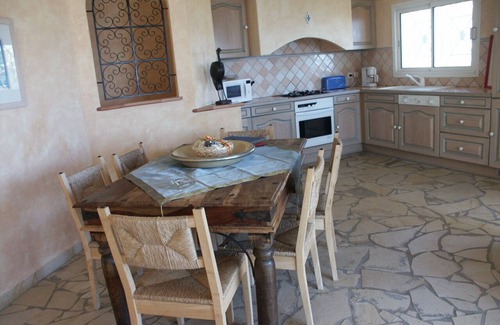 Porto-Vecchio Villa | PALOMBAGGIA Villa pies ds agua, 5 minutos a pie por acceso privado.Vista magnífica mar.