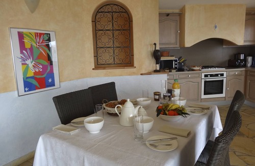 Porto-Vecchio Villa | PALOMBAGGIA Villa pies ds agua, 5 minutos a pie por acceso privado.Vista magnífica mar.