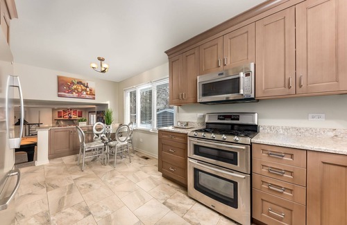 Palos Hills Casa | Palos Hills Rental