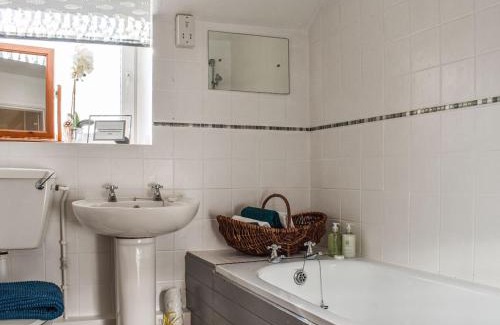 Pickering Casa | Pan Cottage