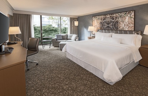 North York Hotel | Pan Pacific Toronto