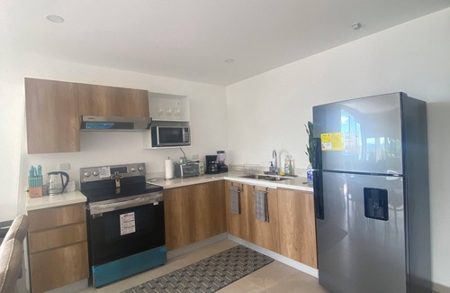 San Salvador Condominio | Panamericana: Cozy 3-bedroom Condo with 4 ACs one in each room. WIFI included.
