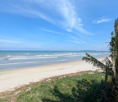 Kampung Aur Apartamento | Pandak Inn - Your Beach Retreat