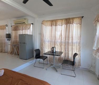 Kampung Aur Apartamento | Pandak Inn - Your Beach Retreat