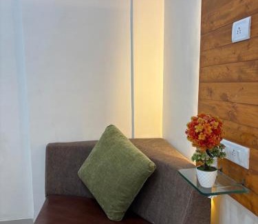 Nashik Apartamento | Pandavleni Service Apartment