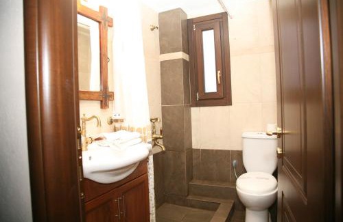 Lake Plastiras Hotel | Pandion Luxury Boutique Hotel & Suites with Spa