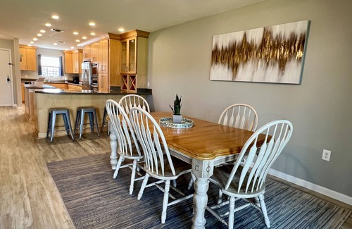 Ocean City Casa | Panhandle Paradise, Waterfront, 2 Dog Friendly in Fort Walton Beach. Free Activities Included!