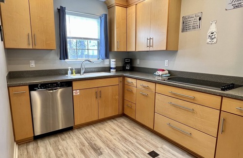 Ocean City Casa | Panhandle Paradise, Waterfront, 2 Dog Friendly in Fort Walton Beach. Free Activities Included!