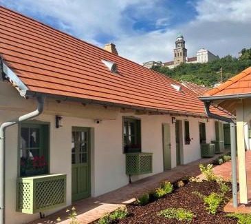 Pannonhalma Apartamento | Pannonhalma Várlak Vendégház Demeter Lak