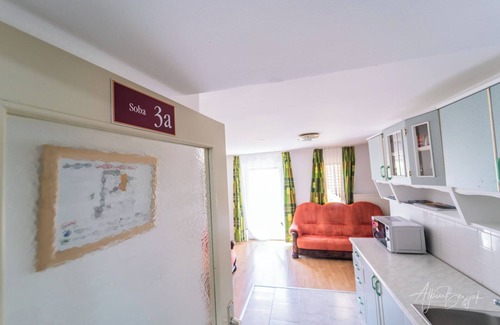 Ptuj Cama Y Desayuno | Panorama B&B