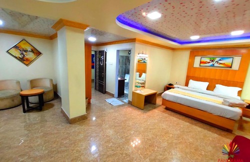 Asansol Complejo | PANORAMA COUNTRY CLUB AND RESORT