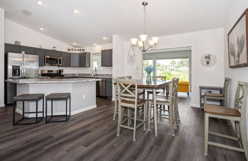Leesburg Casa | Panorama Haven – Golf, Hot Tub & Pure Relaxation!