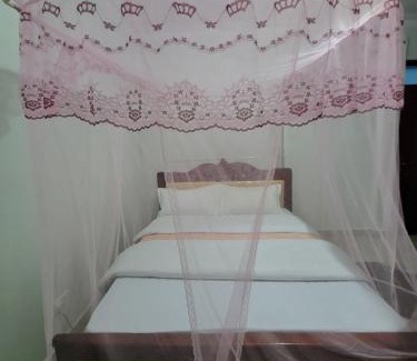 Mwenge Hotel | Panorama Kyenjojo Hotel