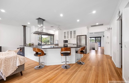 Tootgarook Casa | PANORAMA SUPER SIZED OUTDOOR HEATED POOL & SPA ENTERTAINER,TOOTGAROOK